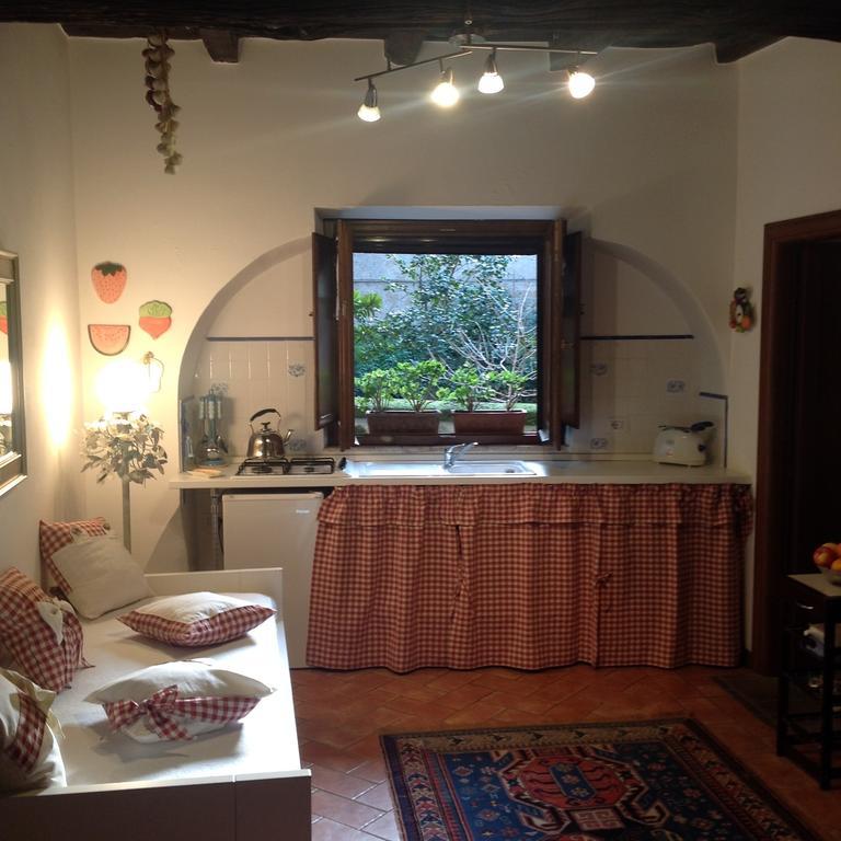 Appartamento Michelangeli-Private Parking Orvieto Szoba fotó