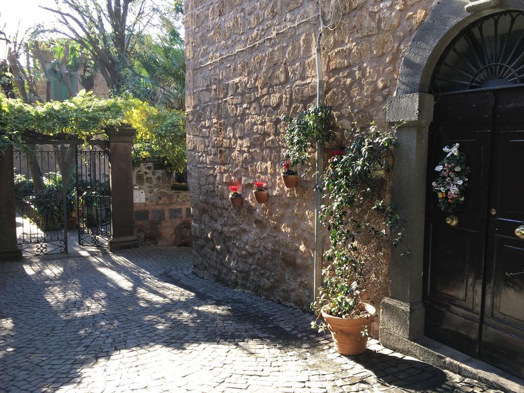 Appartamento Michelangeli-Private Parking Orvieto Kültér fotó